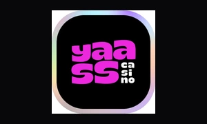 Logo de Yaass Casino, marca hermana de Versus por grupo, con otro titular DGOJ